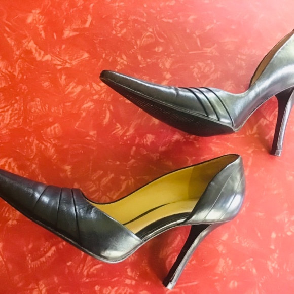 GUESS black leather stiletto pumps 4” heel pointy toe 6.5 - Picture 6 of 7